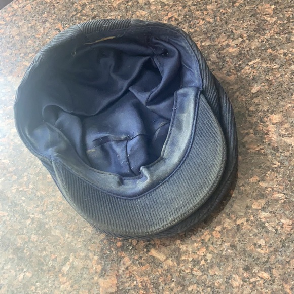 Hat - Picture 3 of 4